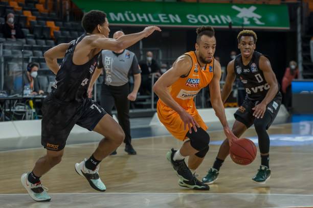 了不起！杭州余杭8岁女孩，捧回世界冠军！余杭发布.